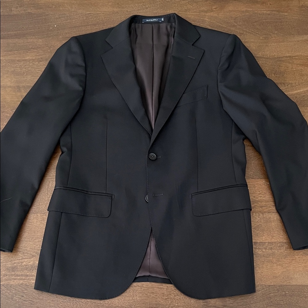 Suitsupply Elegant Black Blazer